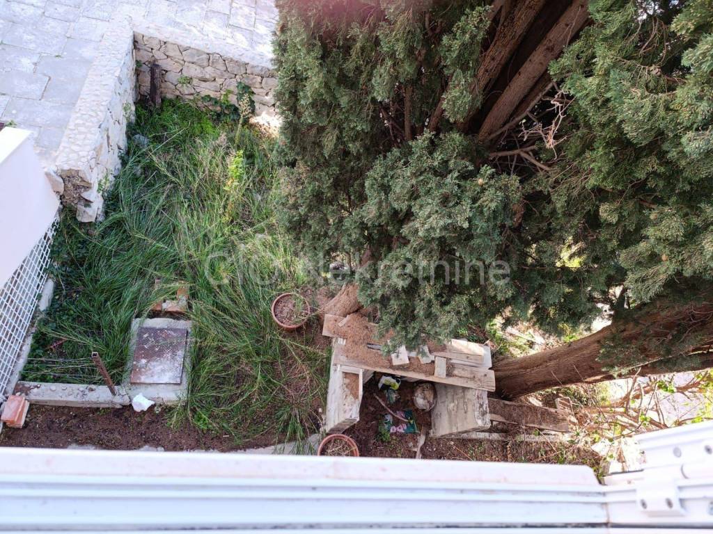 Flat in a building, Sale, Split, Split