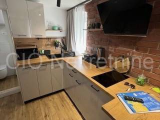 Flat in a house, Sale, Split, Split