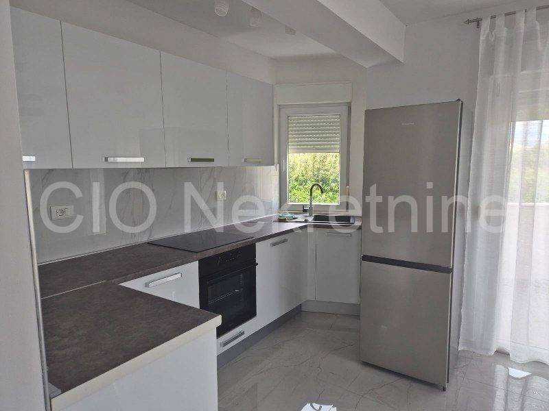 Flat in a building, Rent, Kaštela, Kaštel Kambelovac