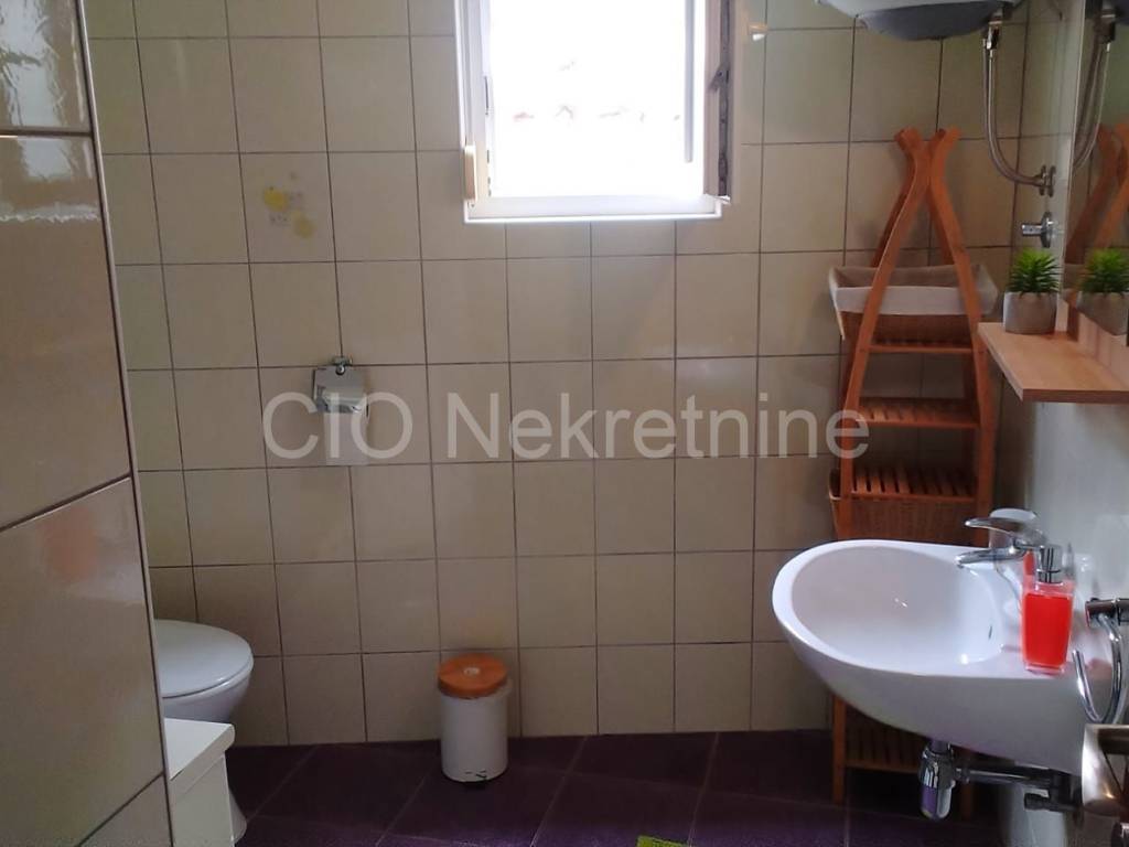 One-storey house, Sale, Split, Split