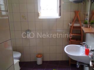 One-storey house, Sale, Split, Split