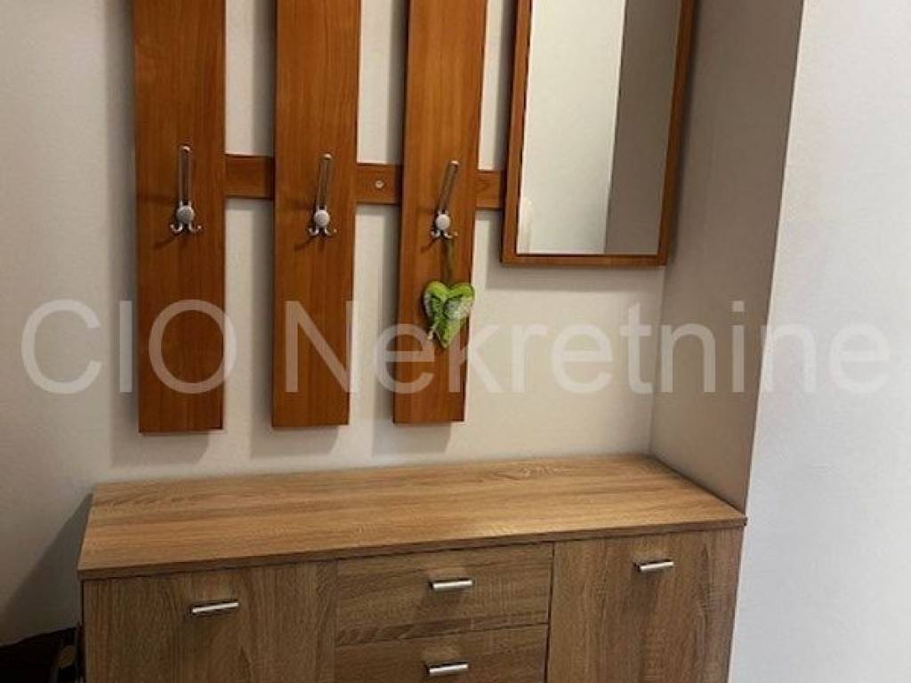 Flat in a building, Rent, Split, Split