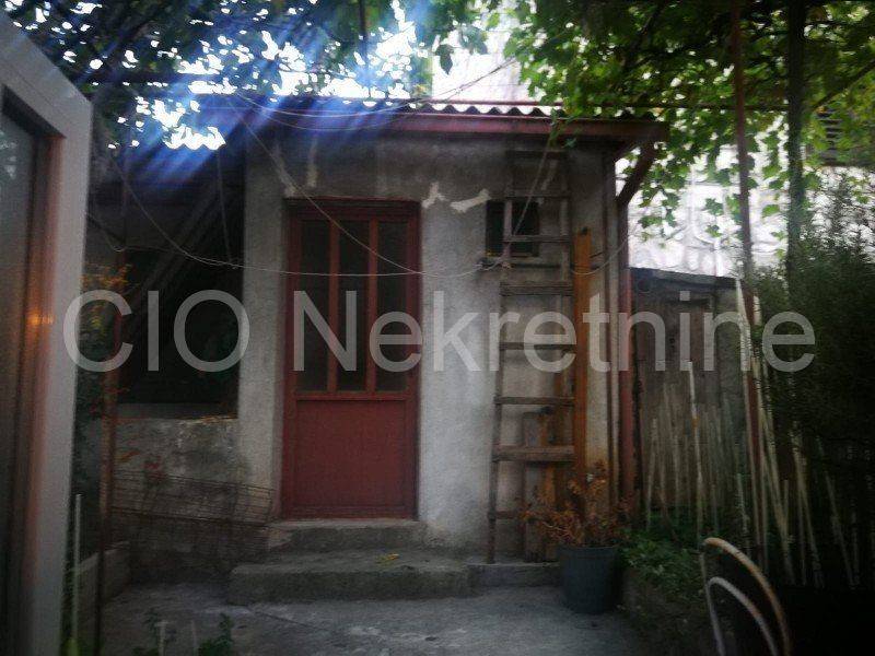 Detached house, Sale, Split, Split