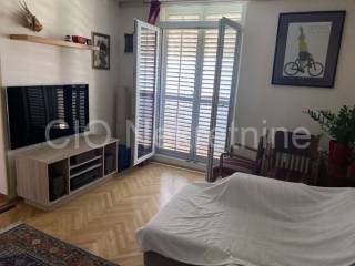 Flat in a building, Sale, Split, Split