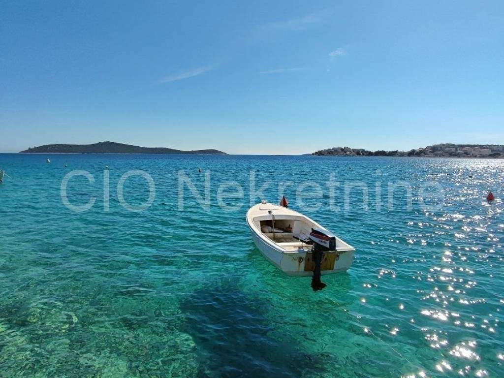 Plot for construction of mixed-use property, Sale, Marina, Sevid