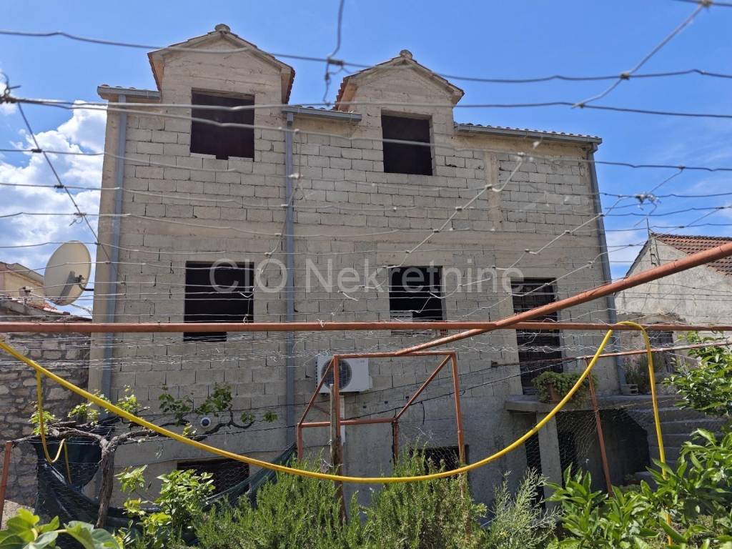 Detached house, Sale, Milna, Milna