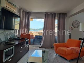 Vila, Prodaja, Okrug, Okrug Gornji
