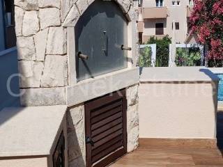 Vila, Prodaja, Okrug, Okrug Gornji