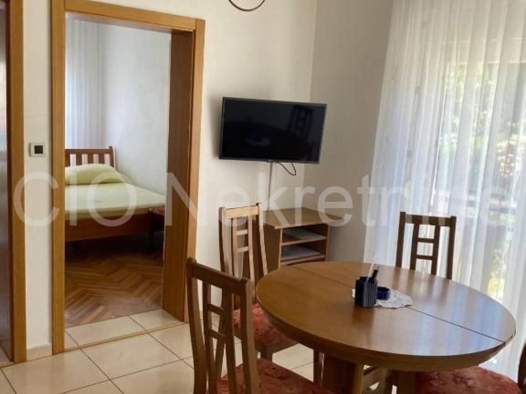 Apartmant house, Sale, Okrug, Okrug Donji