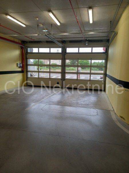 Inner garage space, Rent, Split, Split