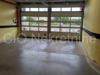 Inner garage space, Rent, Split, Split