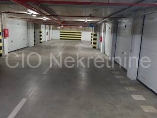 Inner garage space, Rent, Split, Split