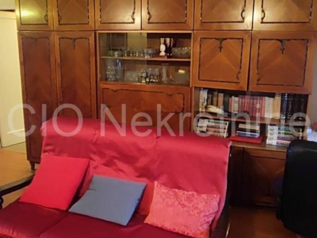 Flat in a building, Sale, Split, Split