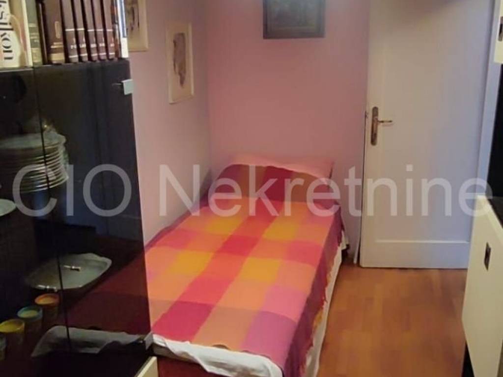 Flat in a building, Sale, Split, Split