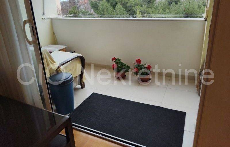 Flat in a building, Sale, Split, Split