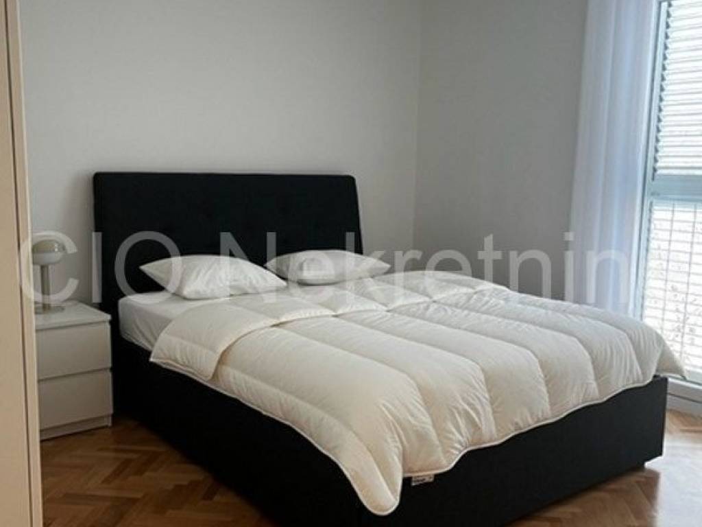 Flat in a building, Rent, Split, Split