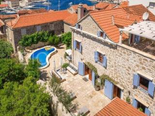 Luxury house, Sale, Milna, Milna