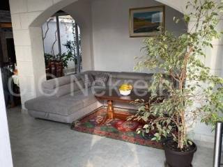 Flat in a building, Sale, Bol, Bol