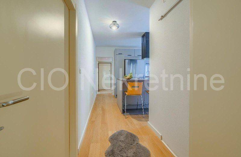 Flat in a house, Rent, Split, Split