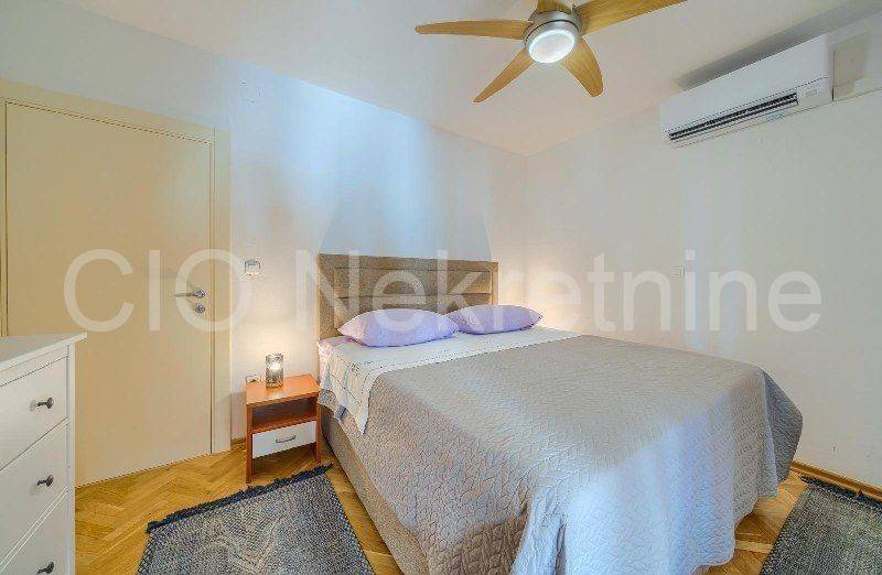 Flat in a house, Rent, Split, Split