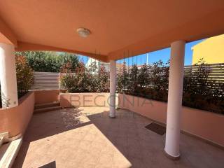 Apartman s okucnicom, Prodaja, Zadar - Okolica, Petrcane