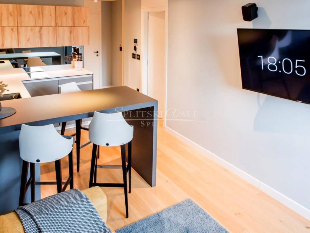 Flat in a building, Rent, Split, Split