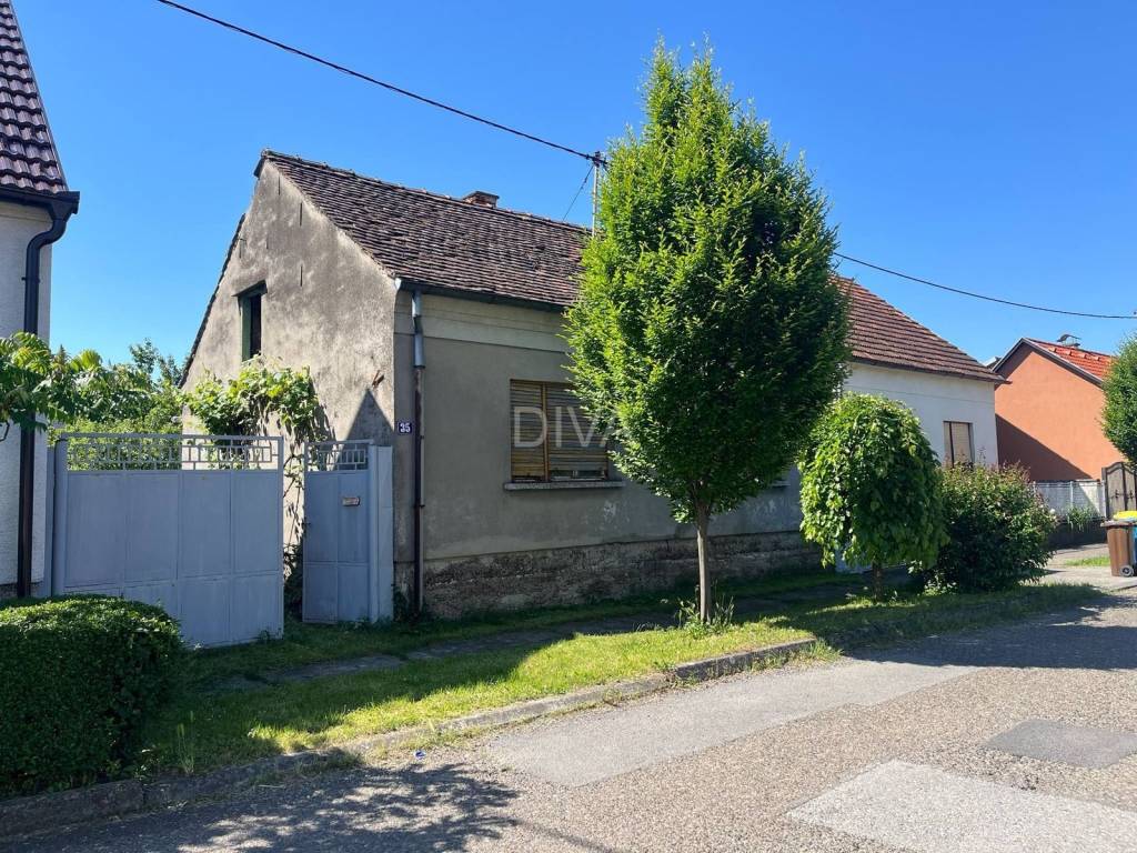 One-storey house, Sale, Slavonski Brod, Slavonski Brod
