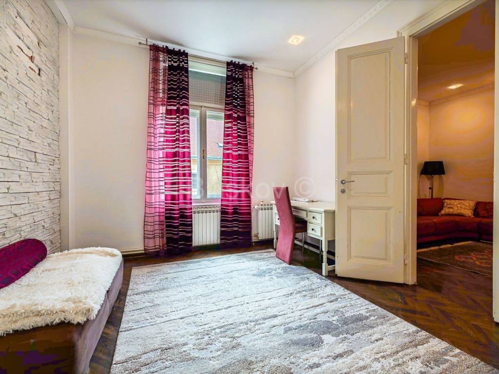 Flat in a building, Sale, Zagreb, Donji Grad