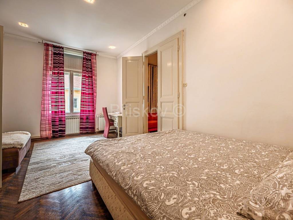 Flat in a building, Sale, Zagreb, Donji Grad