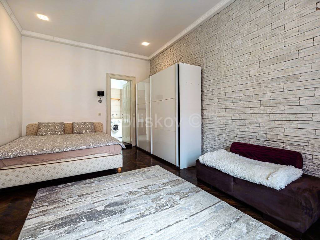 Flat in a building, Sale, Zagreb, Donji Grad