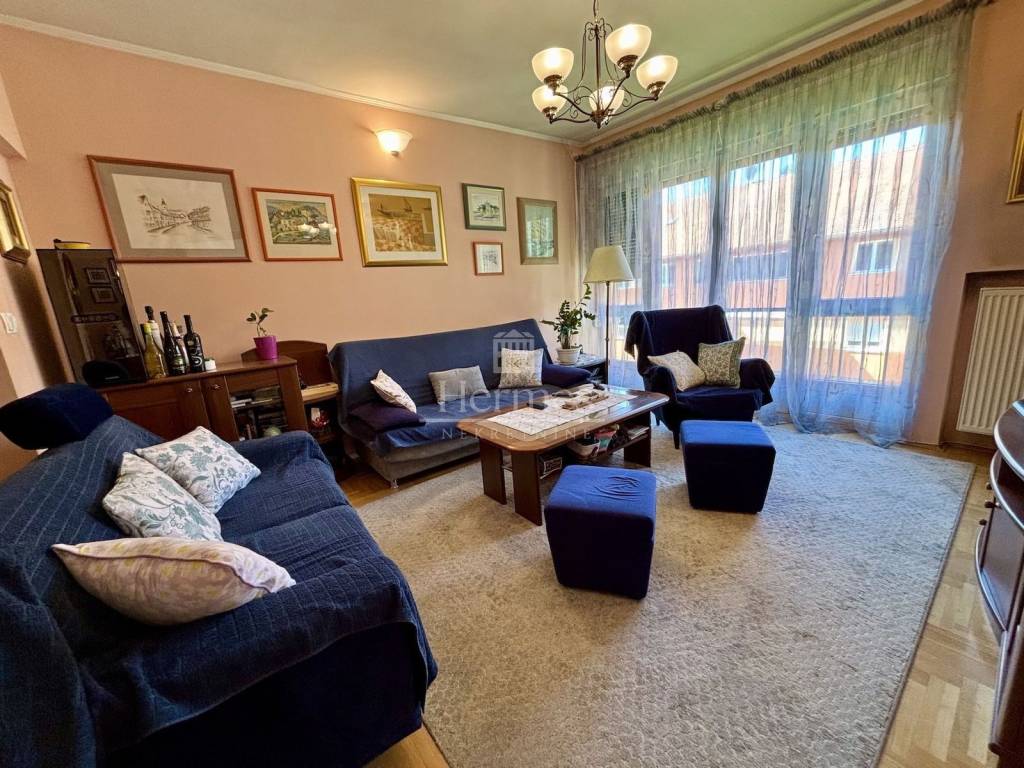 Flat in a building, Sale, Zagreb, Maksimir