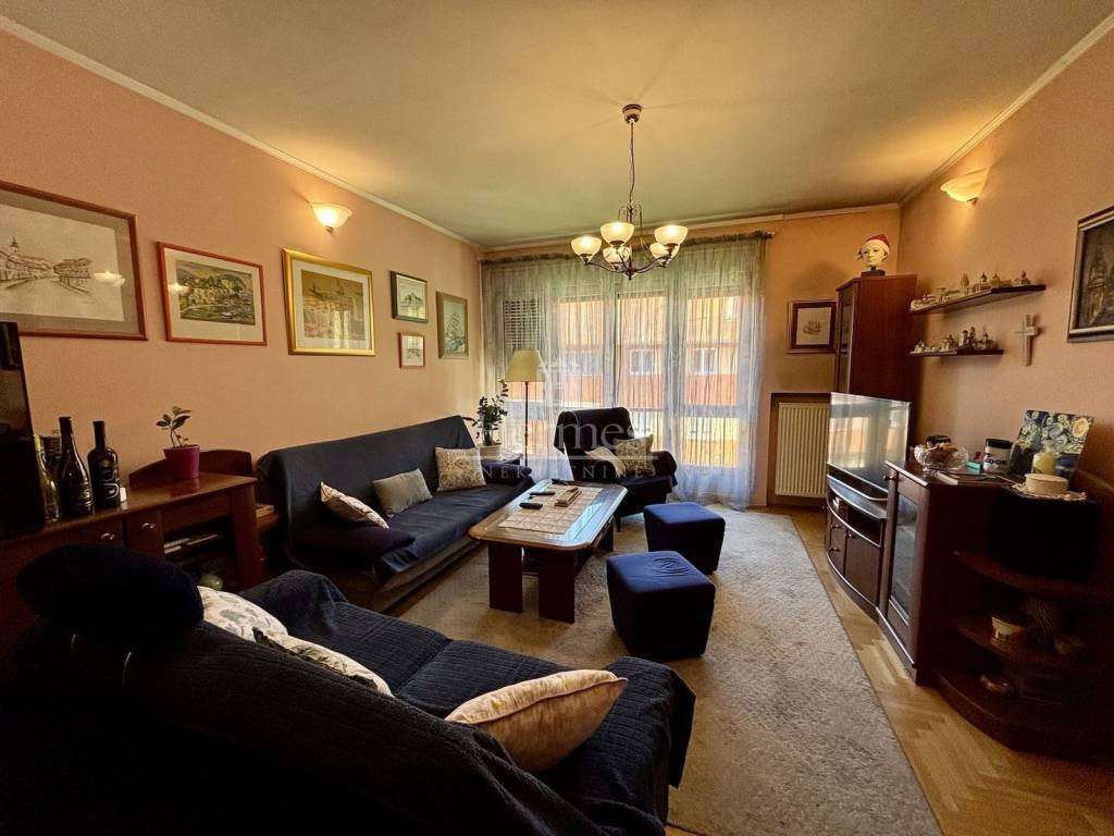 Flat in a building, Sale, Zagreb, Maksimir
