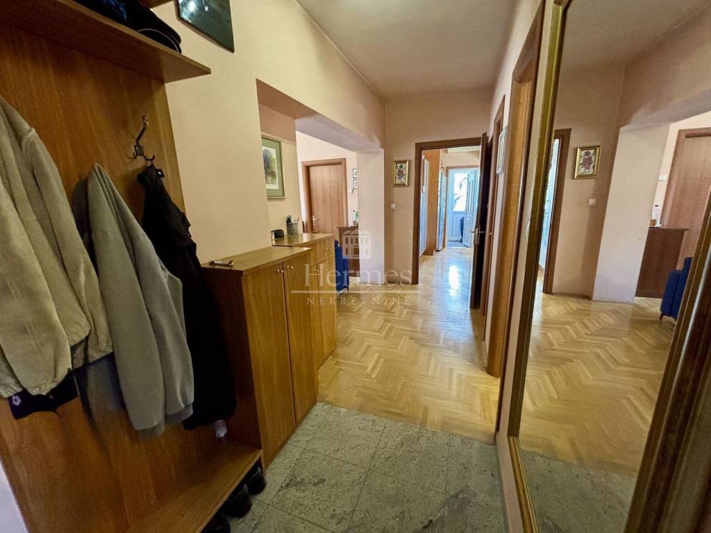 Flat in a building, Sale, Zagreb, Maksimir