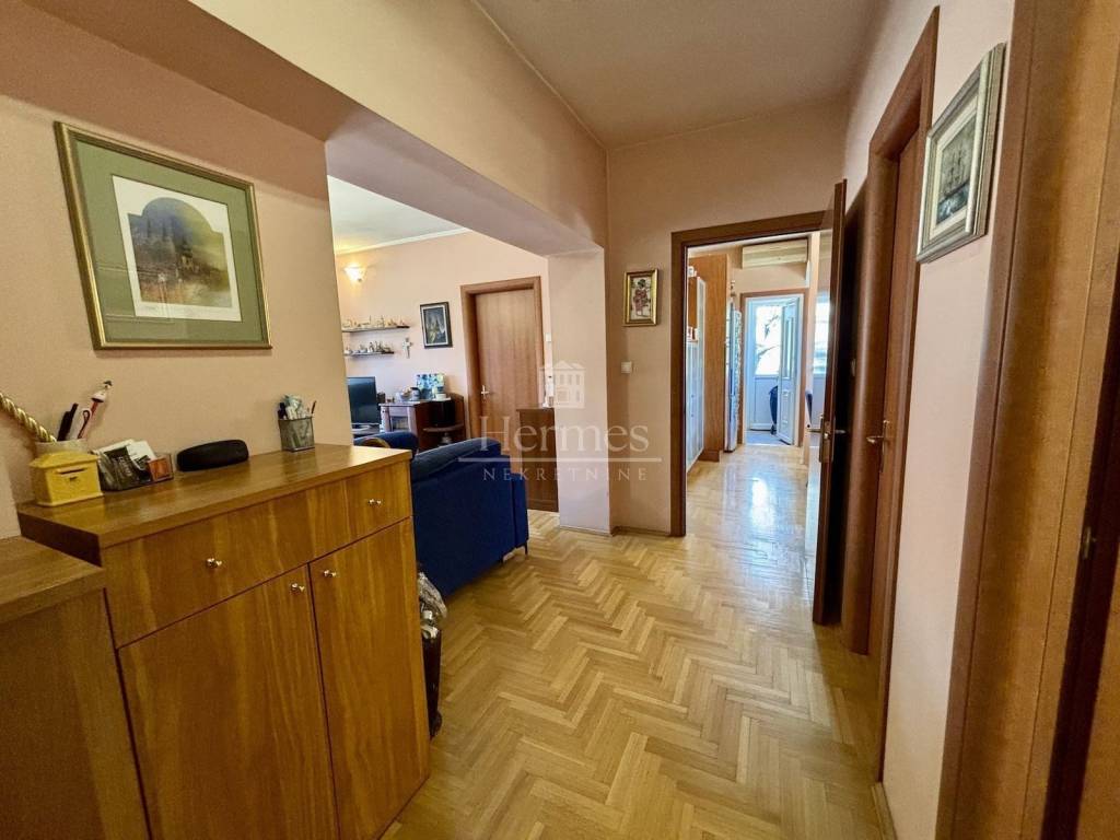 Flat in a building, Sale, Zagreb, Maksimir