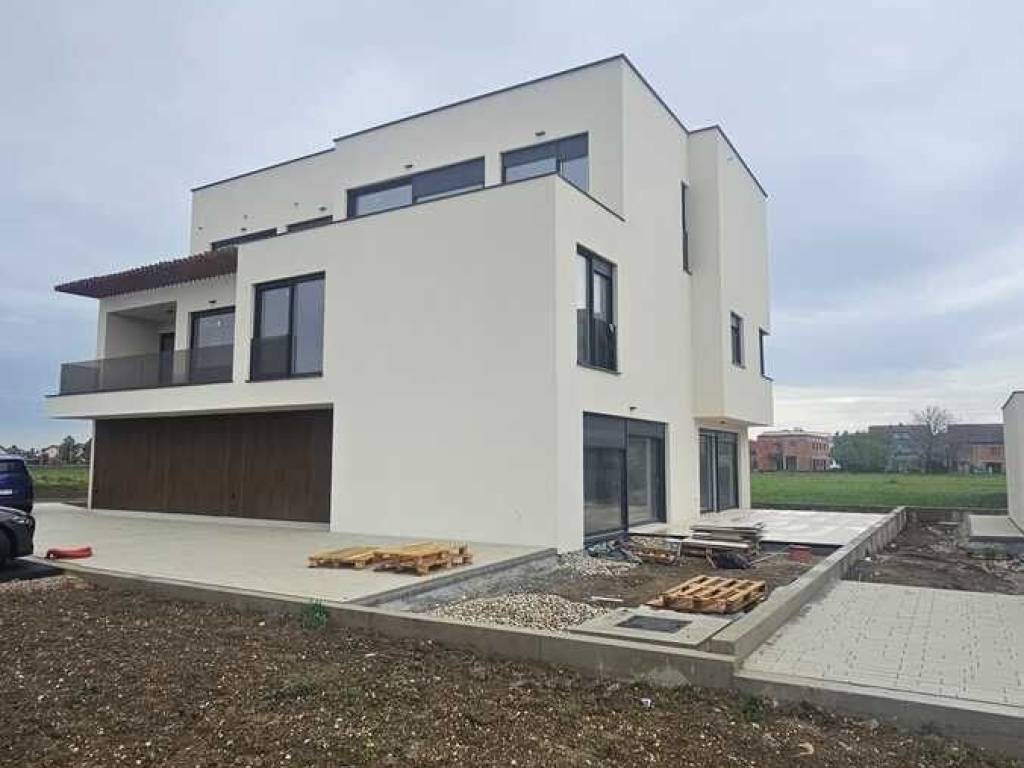Flat in an urban villa, Sale, Zagreb, Novi Zagreb - istok