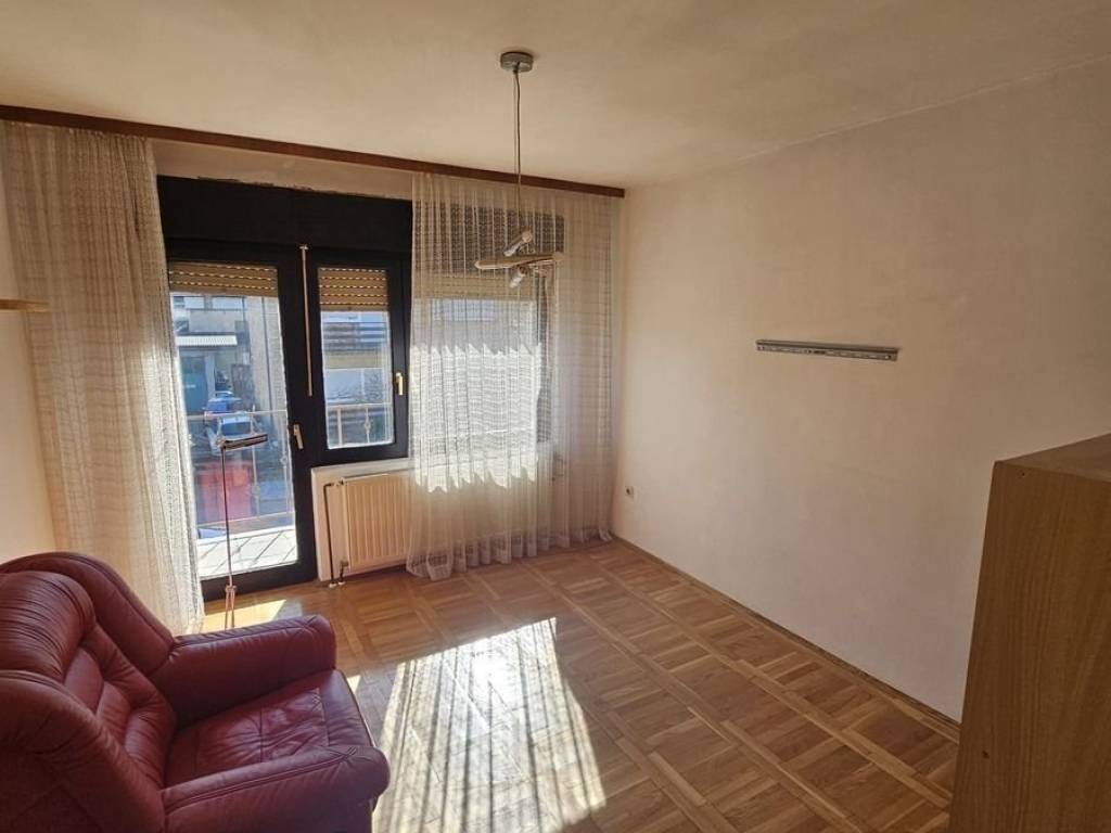 Flat in a house, Rent, Velika Gorica - Okolica, Velika Mlaka