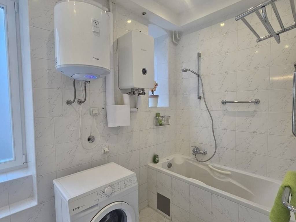 Flat in a building, Rent, Zagreb, Donji Grad