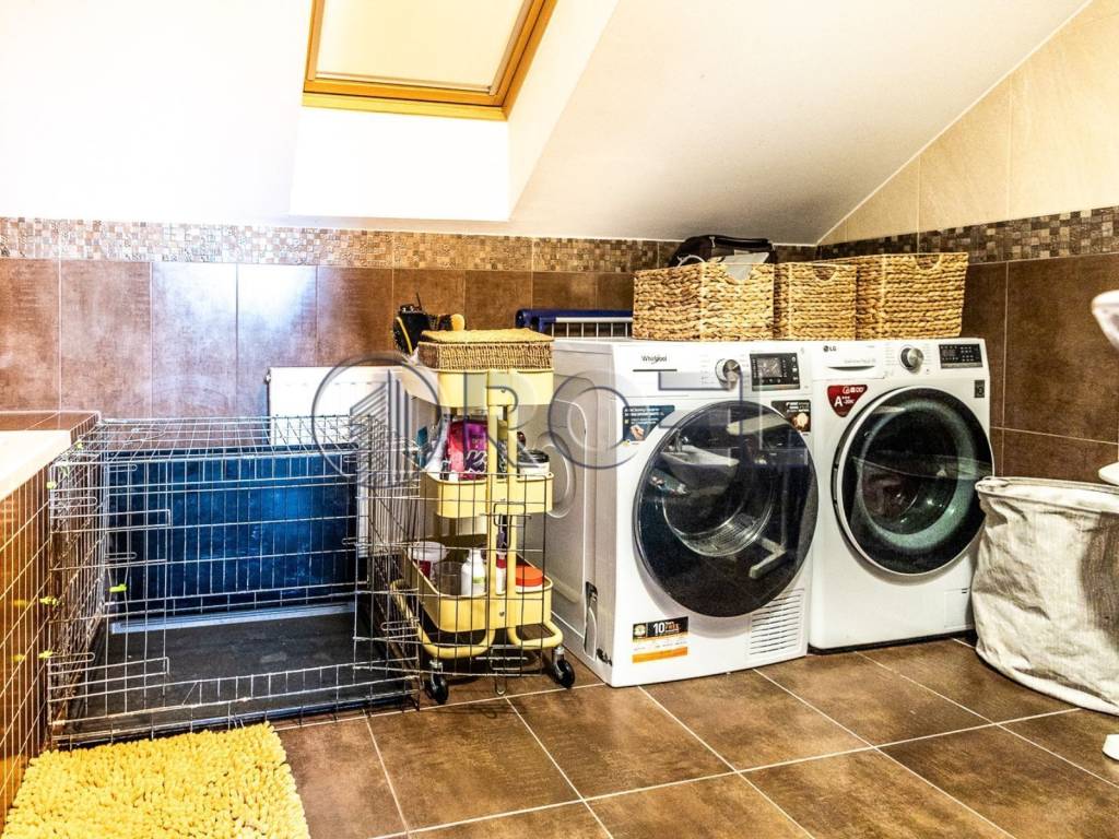 Flat in a building, Rent, Zagreb, Stenjevec