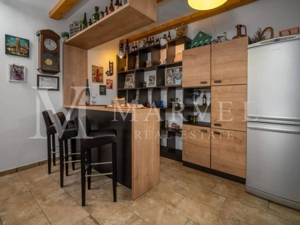 Dvojna kuća, Prodaja, Dobrinj, Kras