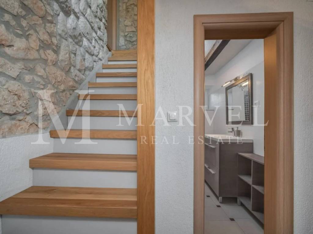Dvojna kuća, Prodaja, Dobrinj, Kras