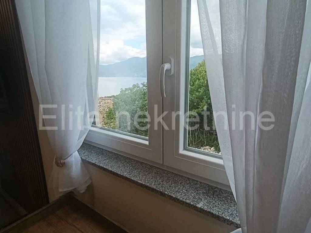 Stan u zgradi, Najam, Rijeka, Zapad