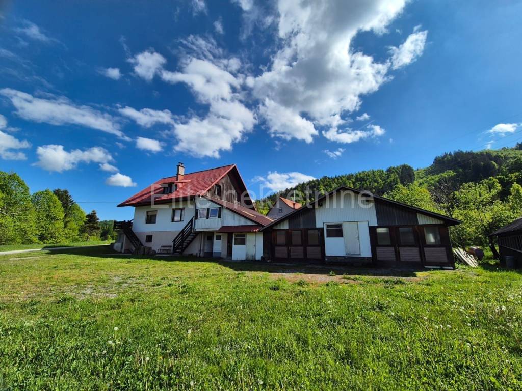 Dvojna kuća, Prodaja, Mrkopalj, Sunger