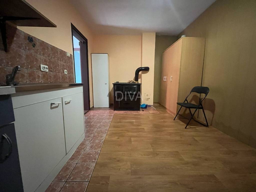 Kuća prizemnica, Prodaja, Podcrkavlje, Podcrkavlje