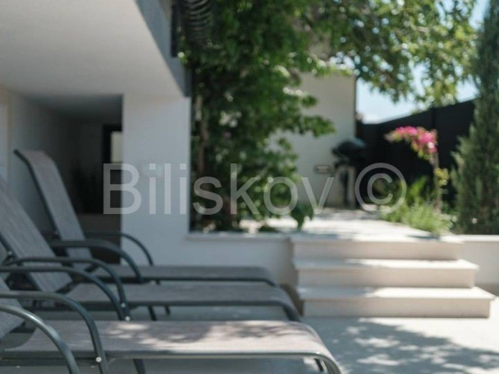 Samostojeća kuća, Prodaja, Okrug, Okrug Gornji