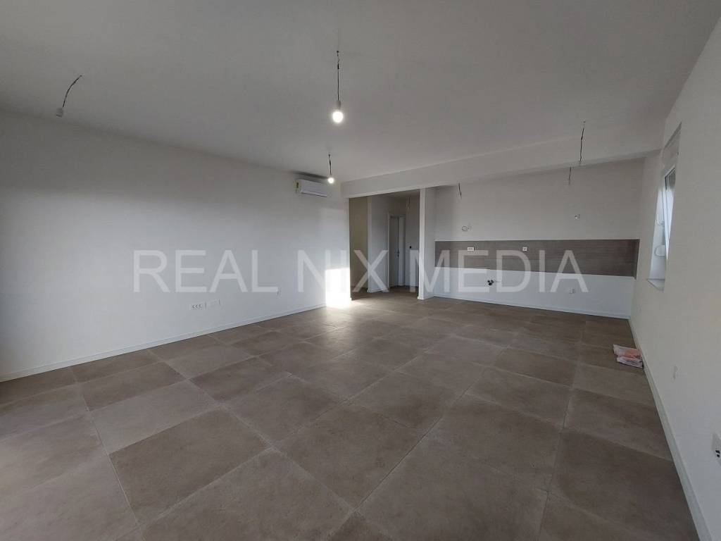 Apartman na moru, Prodaja, Privlaka, Privlaka