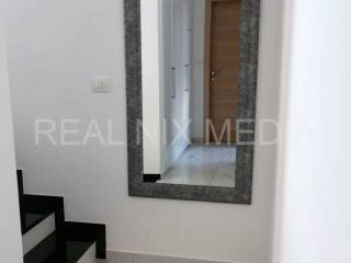 Apartman na moru, Prodaja, Nin, Zaton