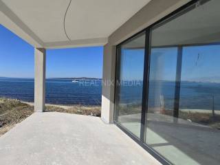 Luksuzni apartman, Prodaja, Privlaka, Privlaka