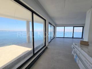 Luksuzni apartman, Prodaja, Privlaka, Privlaka