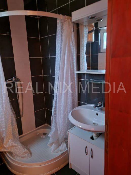 Apartman na moru, Prodaja, Vir, Vir