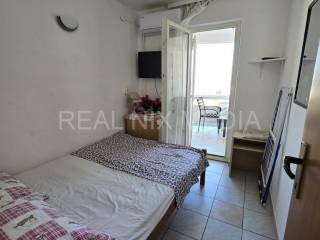 Apartman na moru, Prodaja, Vir, Vir